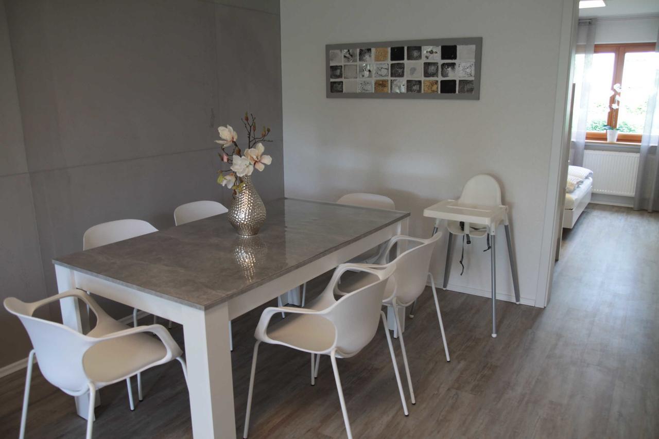 Ferienwohnung Garres รูสท์ ภายนอก รูปภาพ